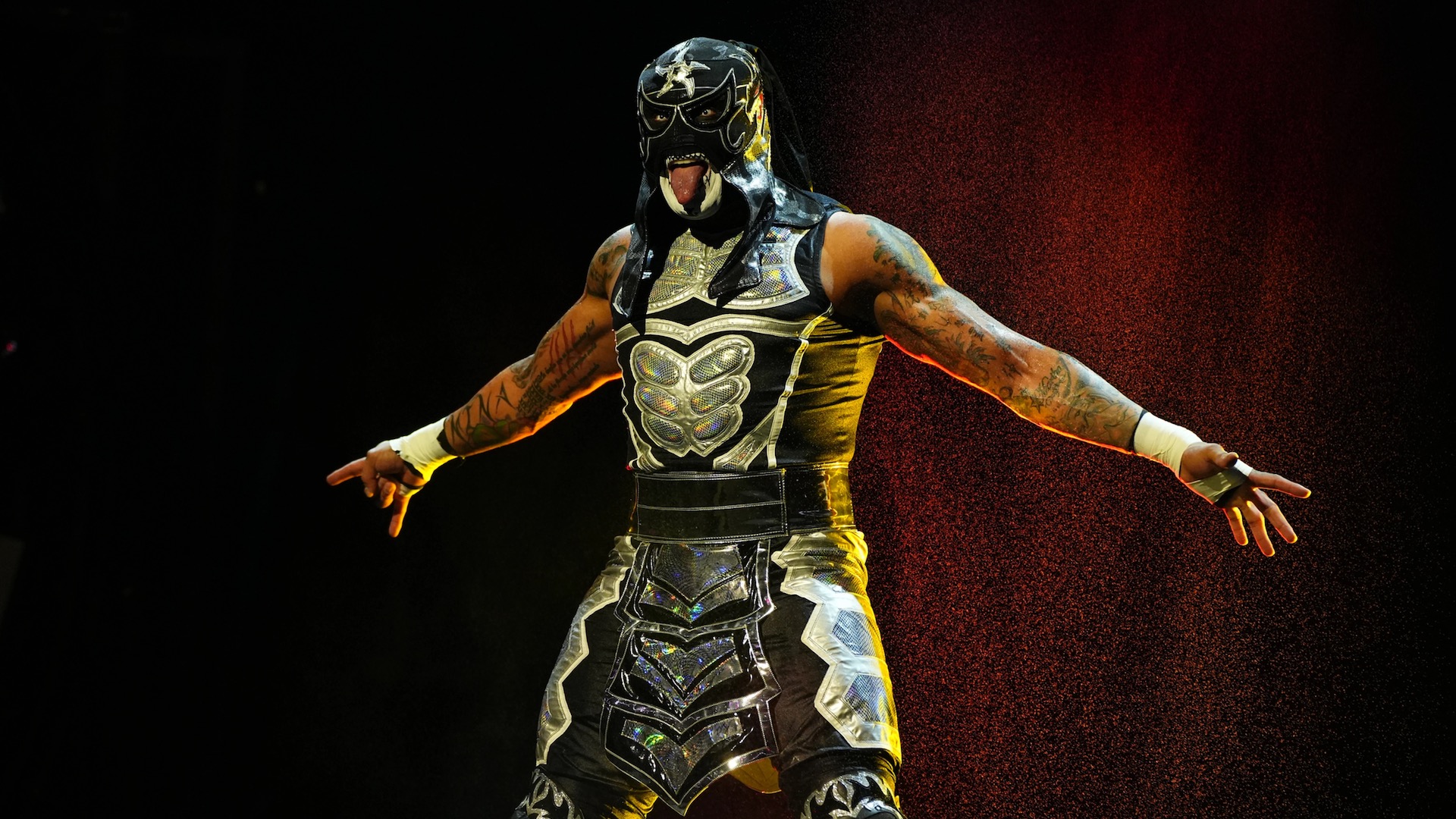 Penta El Zero Miedo on His AEW Contract Status & Interest from WWE TPWW