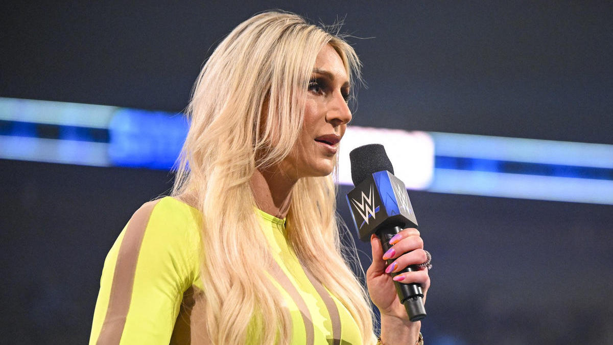 Charlotte Flair Knee Injury Update – Flair Out of Action for Nine ...